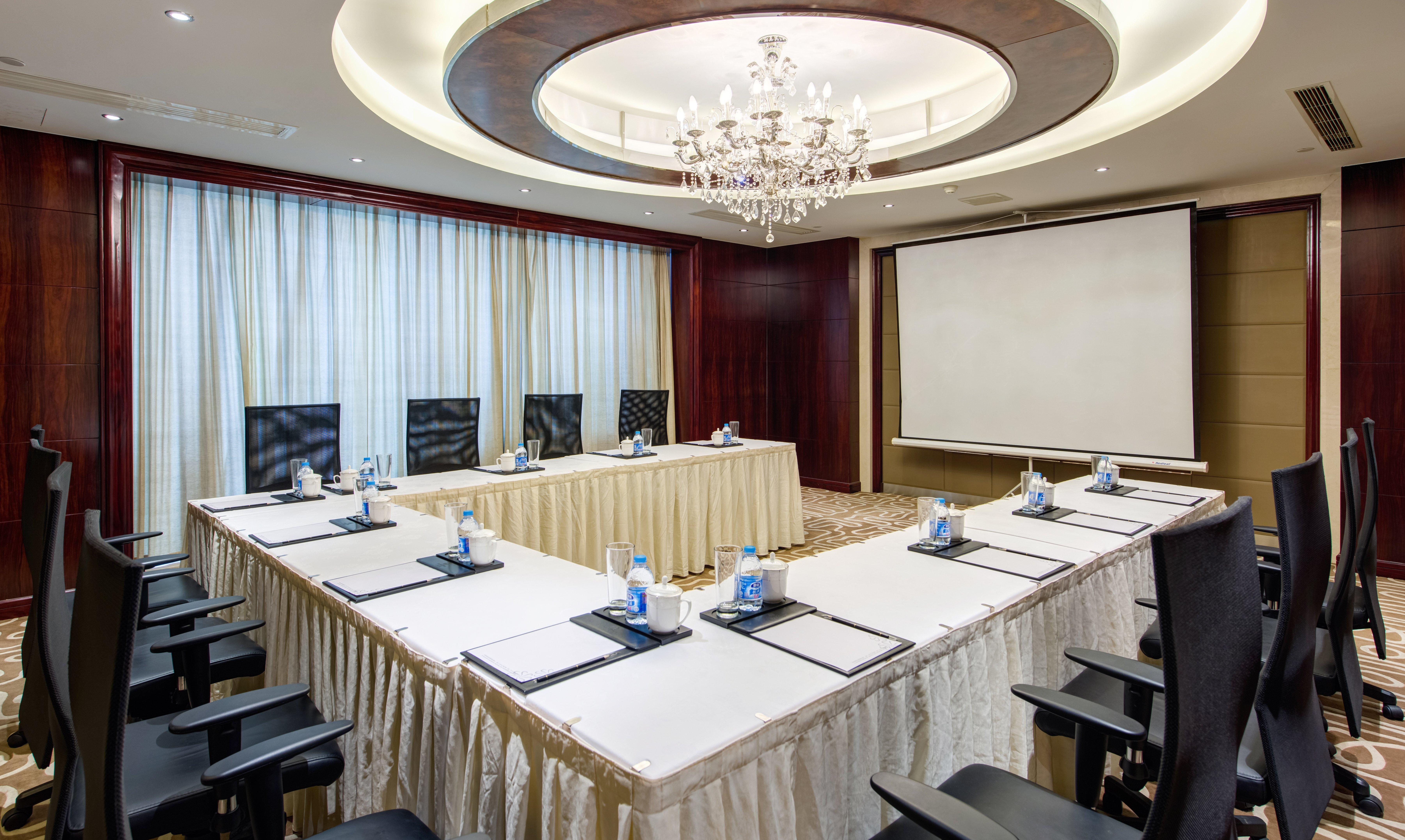 Holiday Inn Taizhou Cmc Екстериор снимка